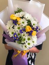 Букет цветов из:  Ирисы, Хризантемы и Розы #REPLACE_PRED# Выкопанке
