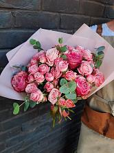 Букет цветов из:  Розы в Выкопанке